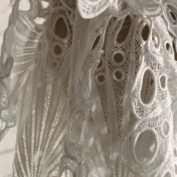 White Blouse S,M and XL - Picture 8 of 16